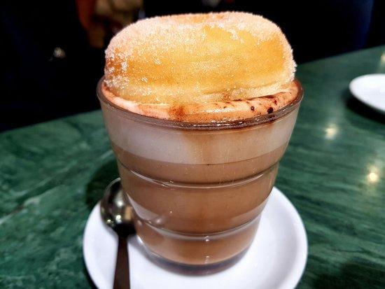 Dietro L'Angolo Cafe