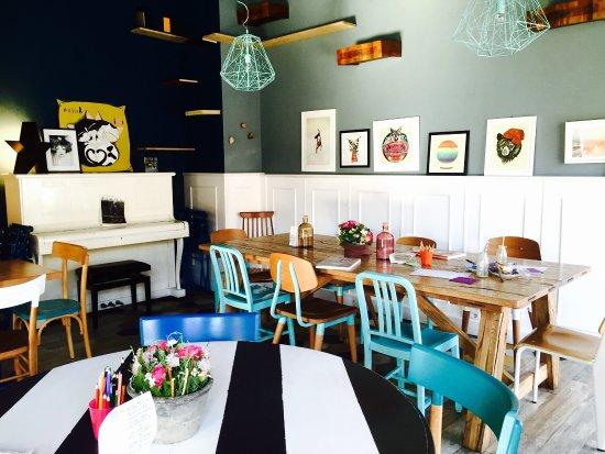 Romeow Cat Bistrot