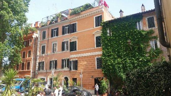 Authenti-K Street Food