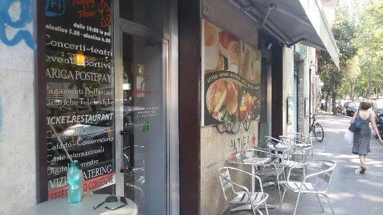 fashion cafe wine bar