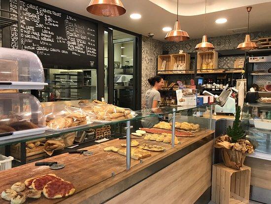Mezzarosetta Bakery E Food